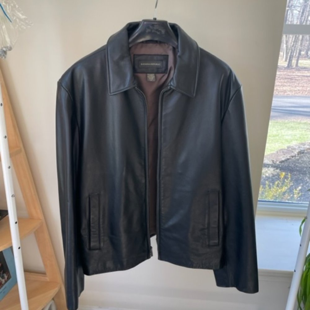Banana Republic Men's XL Leather Coat! Only Worn 2 Times! Mint Condition!